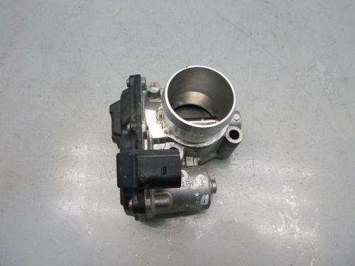 Drosselklappe Ford Fiesta B-Max 1.0 EcoBoost SFJC 50989002 DE293724