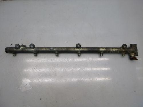 Rail-Rohr Mercedes-Benz S-Klasse W220 S320 3,2 CDI 613.960 0445216004 DE299232