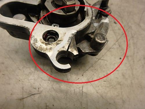 Pompe à vide Opel Renault Vivaro II JL FL 2,0 dCi CDTI M9R786 M9R 146502570R