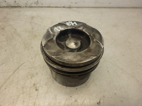 Piston Citroen Peugeot Berlingo I Xsara 307 1,6 HDi 9HX DV6ATED4