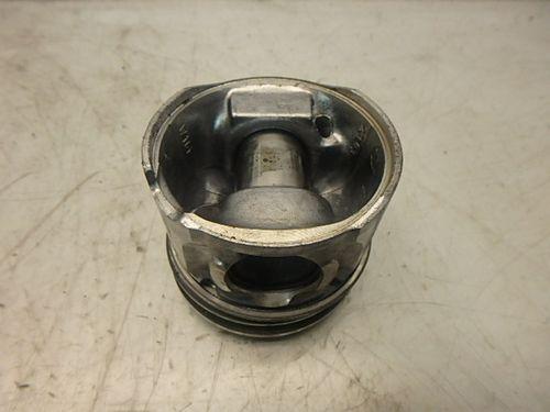 Piston Citroen Peugeot Berlingo I Xsara 307 1,6 HDi 9HX DV6ATED4