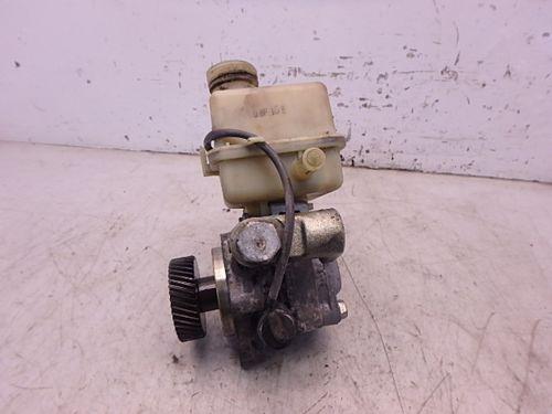 Servo pompe Mazda 6 GG GY MPV II LW 2,0 DI RF5C 66144175 DE187348