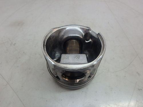 Piston Ford C-Max DM2 Focus II 1,6 TDCi G8DB DE200324