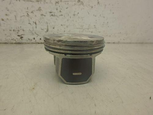 Piston Opel Astra J 1,6 B16XER DE211117