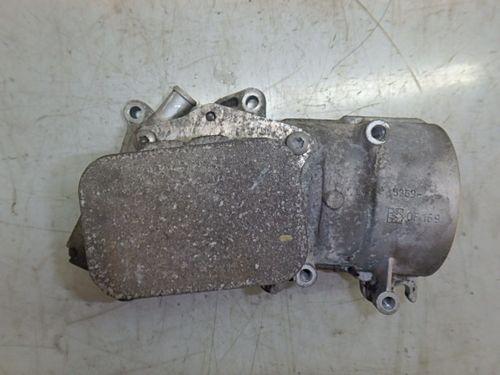 Boîtier de filtre à huile Ford Fiesta VI 1,4 TDCi 70 CV KVJA DE104463