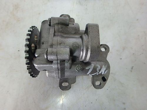 Pompe à huile Ford Mondeo III BWY B5Y B4Y 2,2 TDCI QJBB 1S7Q-6600