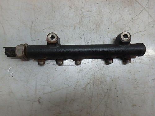 Rail-Rohr Ford Fiesta VI 1.4 TDCi 70 PS KVJA 9685297580 DE104453