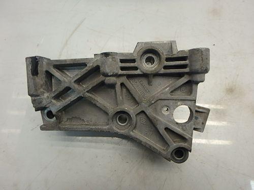Support pour Nissan Renault Micra Scenic 1,5 dCi K9K722 8200101196 DE107080