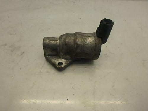 Soupape EGR Ford Mondeo II 1.8 i RKF 9787-9F715-AB DE108697