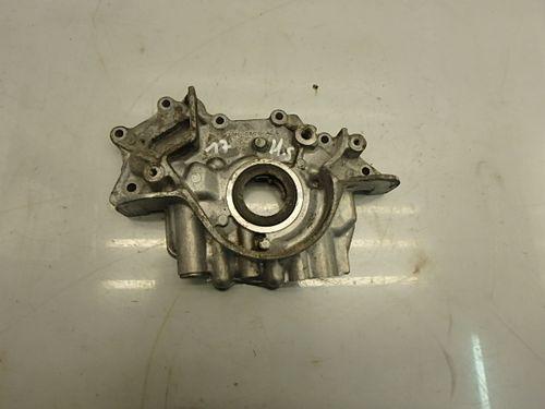 Pompe à huile Ford Mondeo II 1.8 i RKF 978M-6604-A2E DE108725