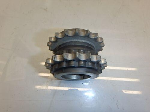 Roue dentée Mercedes Benz Classe A W168 1,7 668.942 A6680500003