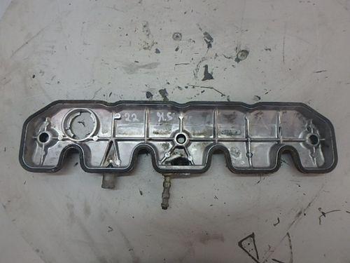 Couvercle de soupape Land Rover Defender LD 2,5 TDI 113 CV 11L HRC2634