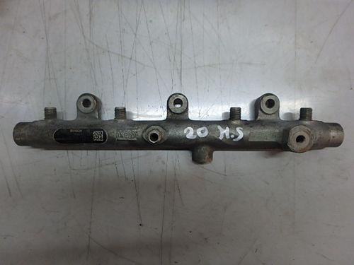 Rail-Rohr Citroën Peugeot Berlingo 206 307 2.0 HDi RHY DW10TD 9657017680