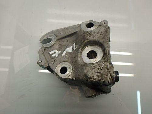 Support Peugeot Citroën 308 407 5008 2,0 HDi RHE DW10CTED4 9424A050A