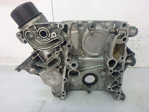 Couvercle frontal Mercedes Benz W203 C200 C 220 2,2 CDI 611.962 R61101511024 DE251219