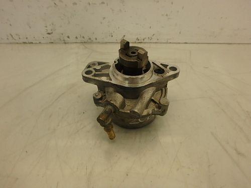 Pompe à vide Opel Suzuki Agila Meriva Splash Swift 1.3 CDTI DE117173