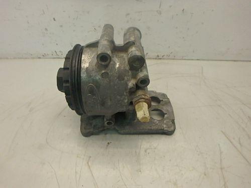 Boîtier de filtre à huile Ford Jaguar Mondeo 3 X-Type CF1 2,0 TDCi FMBA DE117235