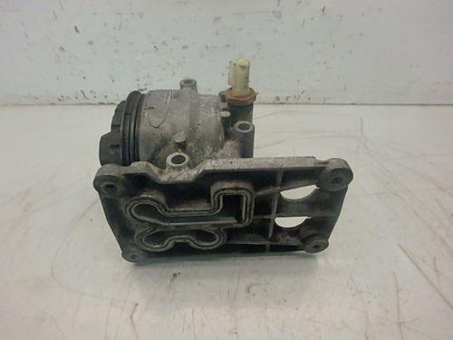 Boîtier de filtre à huile Ford Jaguar Mondeo 3 X-Type CF1 2,0 TDCi FMBA DE117235