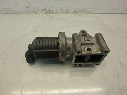 Soupape EGR Opel Saab Vectra 9-3 YS3F 9-5 YS3E 1,9 CDTI Z19DTH DE117121