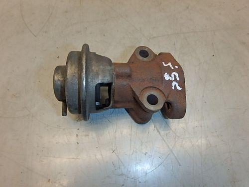 Soupape EGR Isuzu ELF 3,1 TD Diesel D 4JG2 DE263090