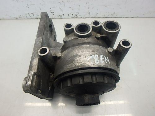 Boîtier de filtre à huile Ford Mondeo 3 2,0 16V HJBC 1C1Q-68624-AG DE130768