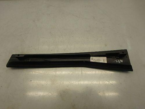 Moulure de porte arrière droite VW Phaeton 3D 3,2 RHD AYT 3D4839904J