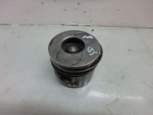Piston Opel Saab Astra Zafira B 9-3 YS3F 1,9 CDTI Z19DT DE139749
