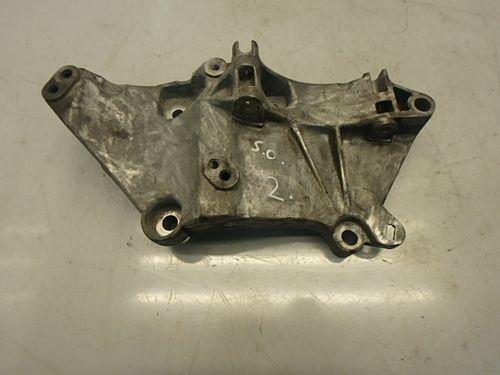 Support de groupe électrogène Renault Megane 2 1,9 dCi Diesel 88 KW F9Q800 8200100148