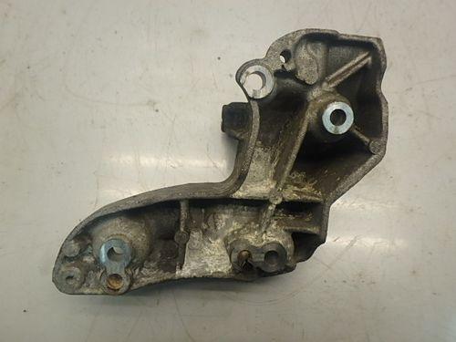 Support Citroën Peugeot 207 307 C2 C3 1,4 HDI 8HZ DV4TD 9641715580