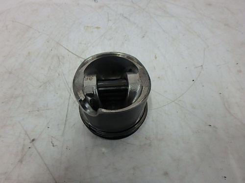 Kolben Audi Seat A4 8K A5 8T A6 4F Q5 8R Exeo 2,0 TDI CAG CAGA CAGC DE140922