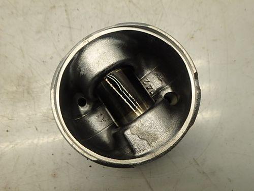 Kolben Honda Civic VIII FN FK 2,2 CTDi 140 PS N22A2