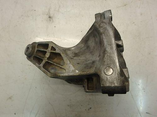 Support Support Mercedes-Benz Sprinter 510 513 516 2,2 CDI 651.955 A6512231704