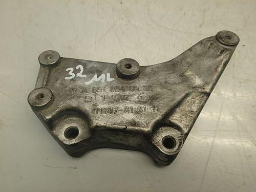 Support Support Mercedes-Benz Sprinter 510 513 516 2,2 CDI 651.955 A6510940039