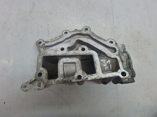 Boîtier thermostatique Renault Clio II 2 2,0 essence 124 KW F4R730 7700600514