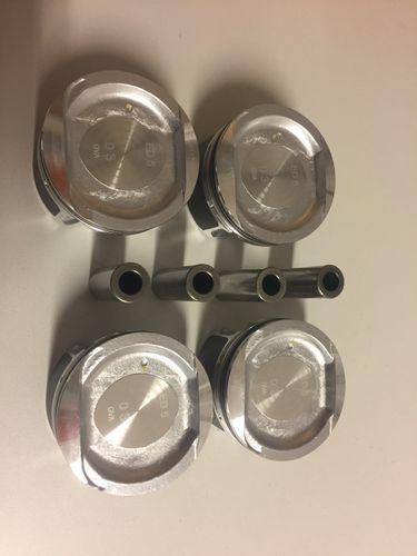 4x jeu de pistons pour Nissan Note E11 NV200 Tiida 1,6 16V 160 SR HR16 HR16DE NEUF
