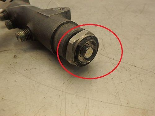 Rail-Rohr Volvo S60 I S80 TS TS AS V70 SW XC70 XC90 2.4 D5244T 0445215015